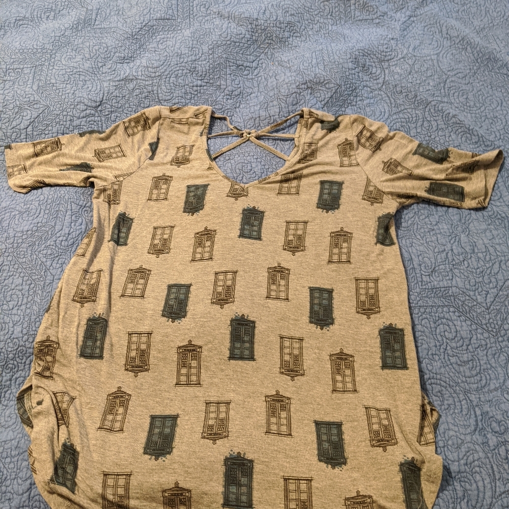 Dr who TARDIS shirt